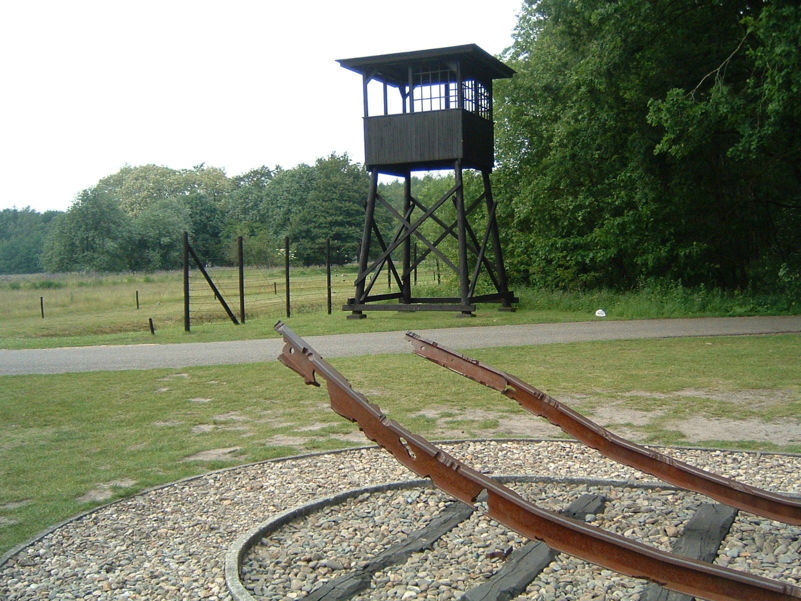Holocaust victims’ names ring out at Dutch former transit camp | Jewish - Hoeveel Kampen Waren Er In De Tweede Wereldoorlog