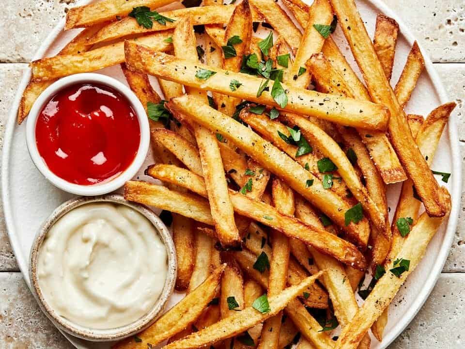 Homemade French Fries - The Sausage Maker - Fries Museum Wilhelminaplein 92 8911 Bs Leeuwarden