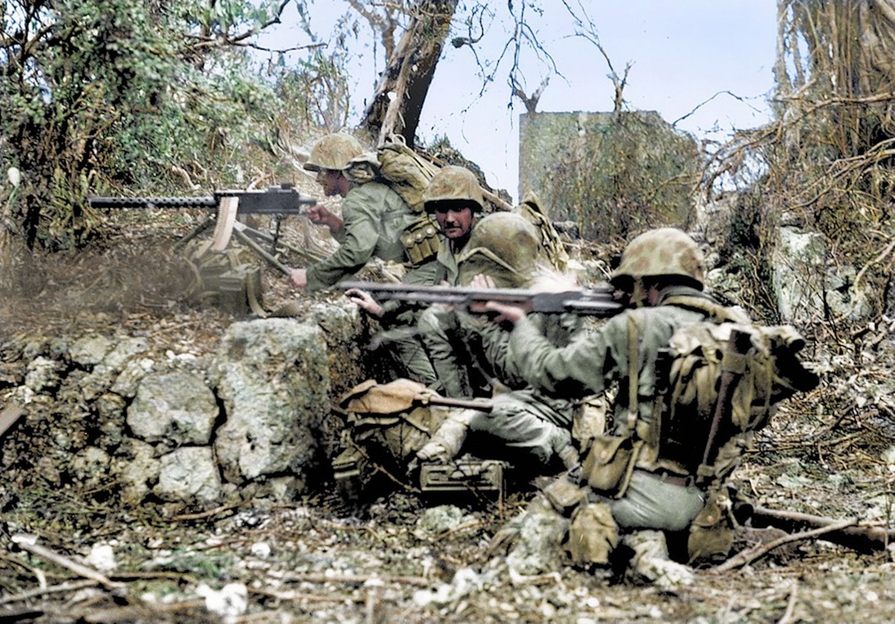 Horrors of Pacific War brought to life in colour photos: US troops - War Poetry First World War