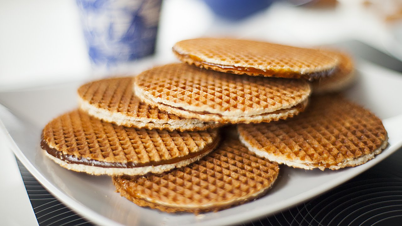 How to Make Stroopwafels (Dutch Waffles) - YouTube - Wat Zit Er In Een Stroopwafel