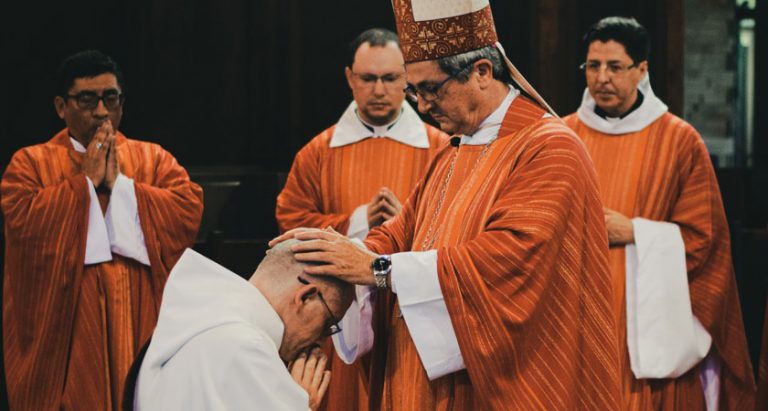 Ignis webmagazine | Onbedoelde bijeffecten van het zerotolerancebeleid - Misbruik In De Kerk