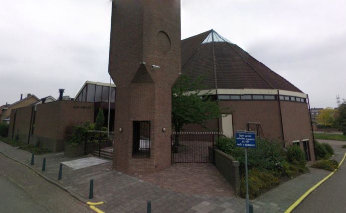 In deze kerk in Barendrecht zitten zondagochtend nog steeds 250 - Chr Ger Kerk Barendrecht