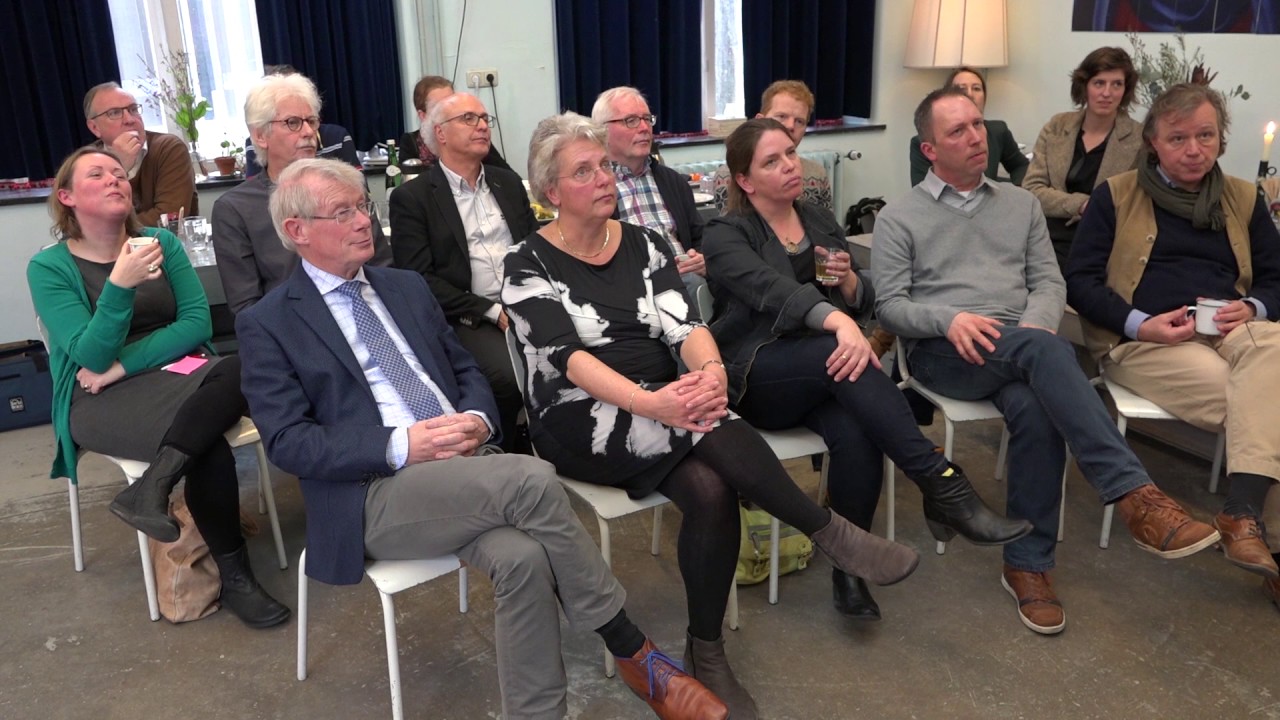 In gesprek met de ambtenaar - YouTube - Beledigen Van Ambtenaar In Functie Boete