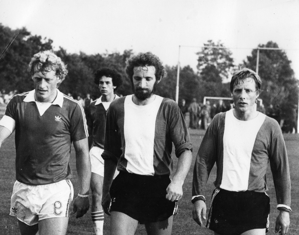 In memoriam Anne van der Meulen - VV Steenwijk - Anne Van Der Meulen