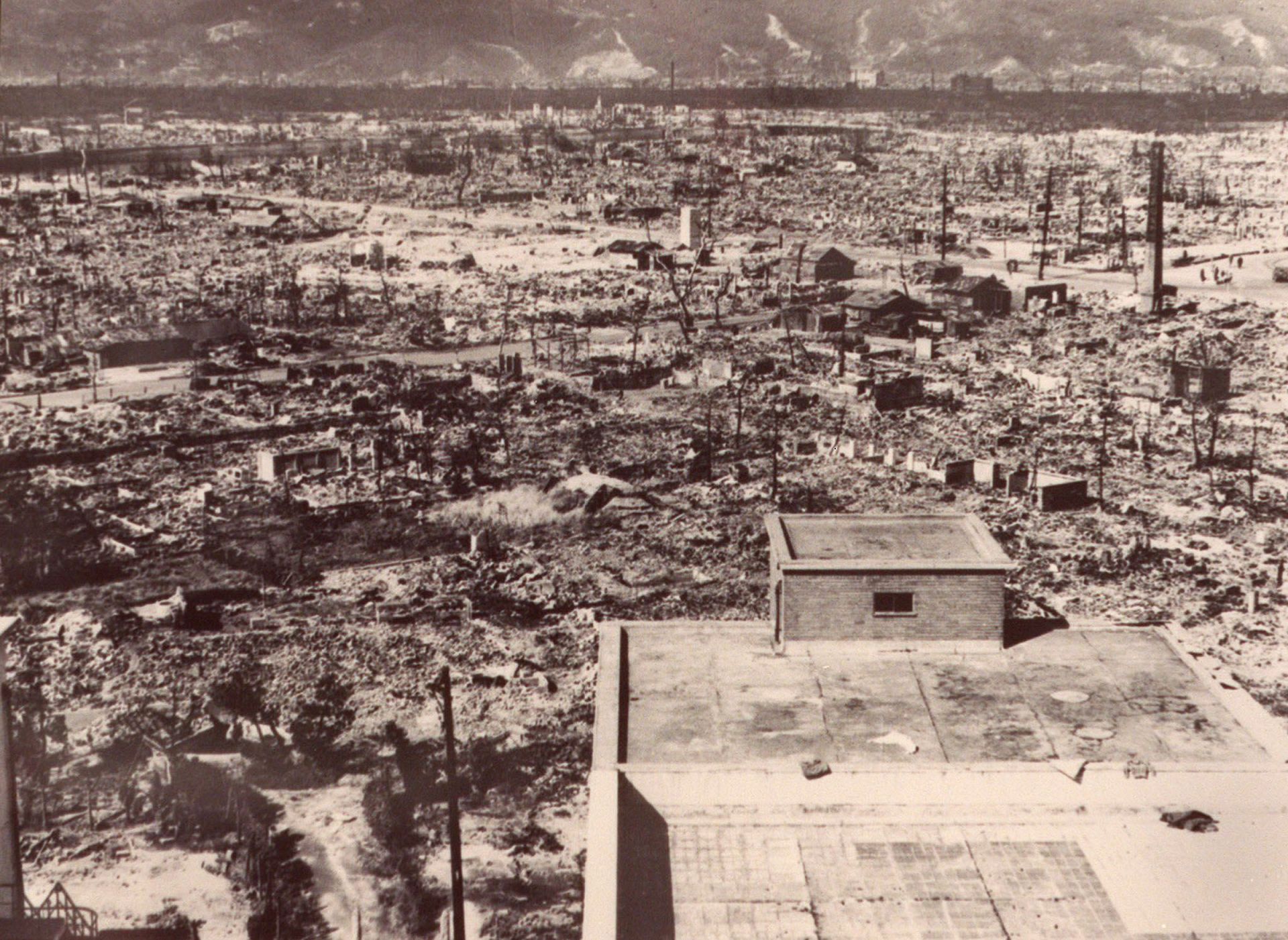 In photographs: Hiroshima and Nagasaki after nuclear attacks 75 years - Gevolgen Atoombom Hiroshima En Nagasaki