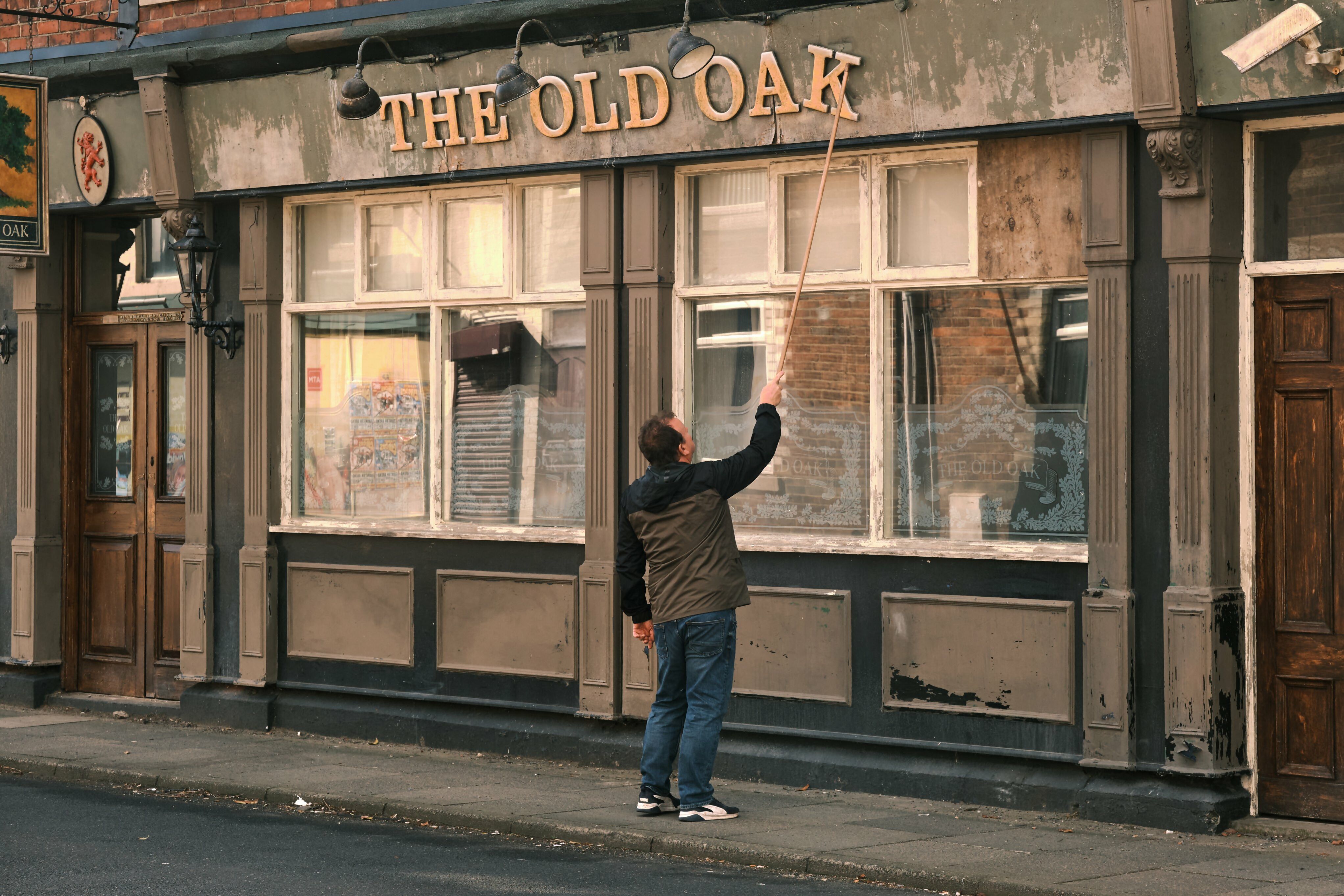 Interview: Ken Loach, Paul Laverty and the cast chat The Old Oak | Film - The Old Oak Bioscoop