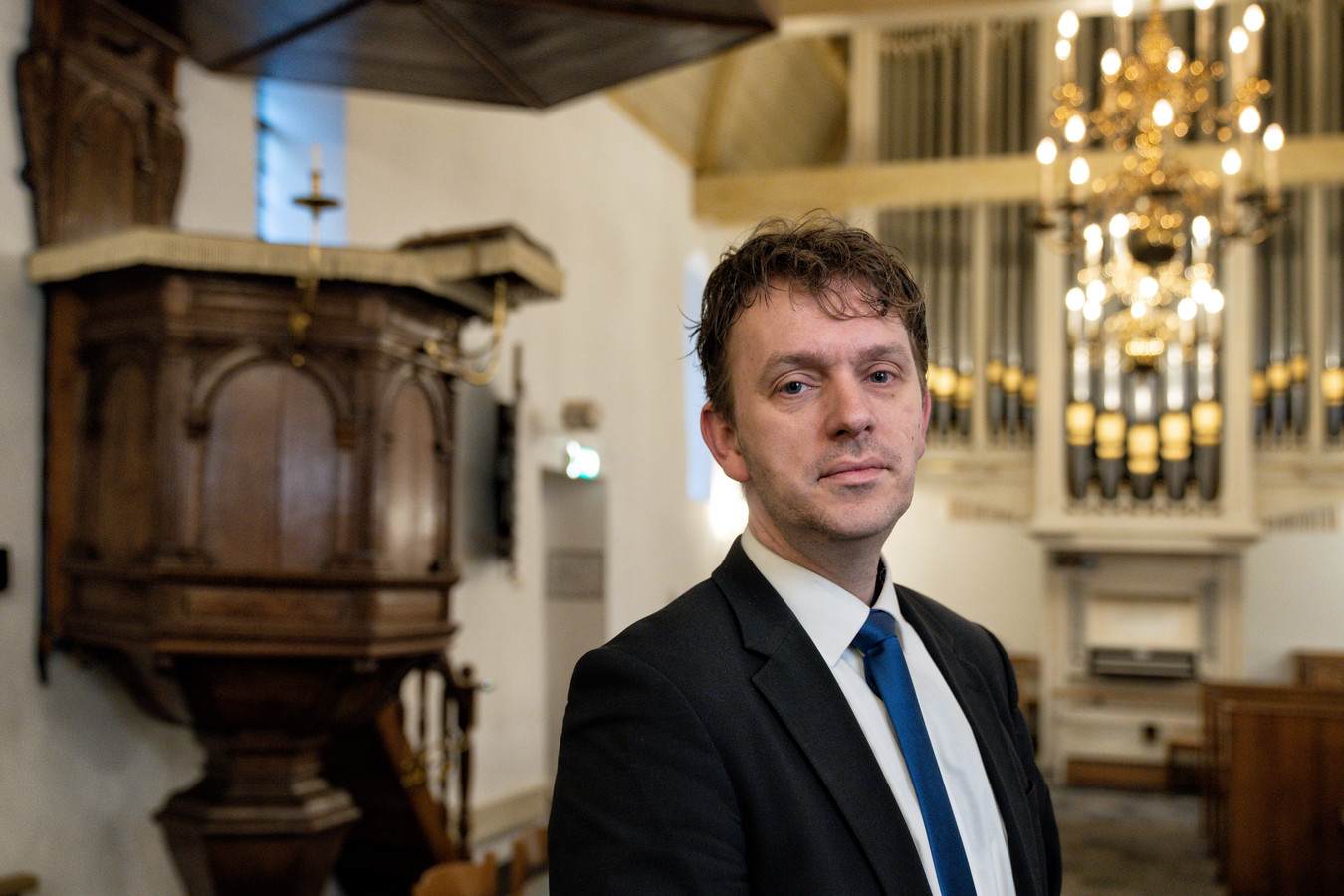 Inwoners van Veen hoeven geen auto’s van anderen in de fik te steken - Ds J Brouwer Uit Veen