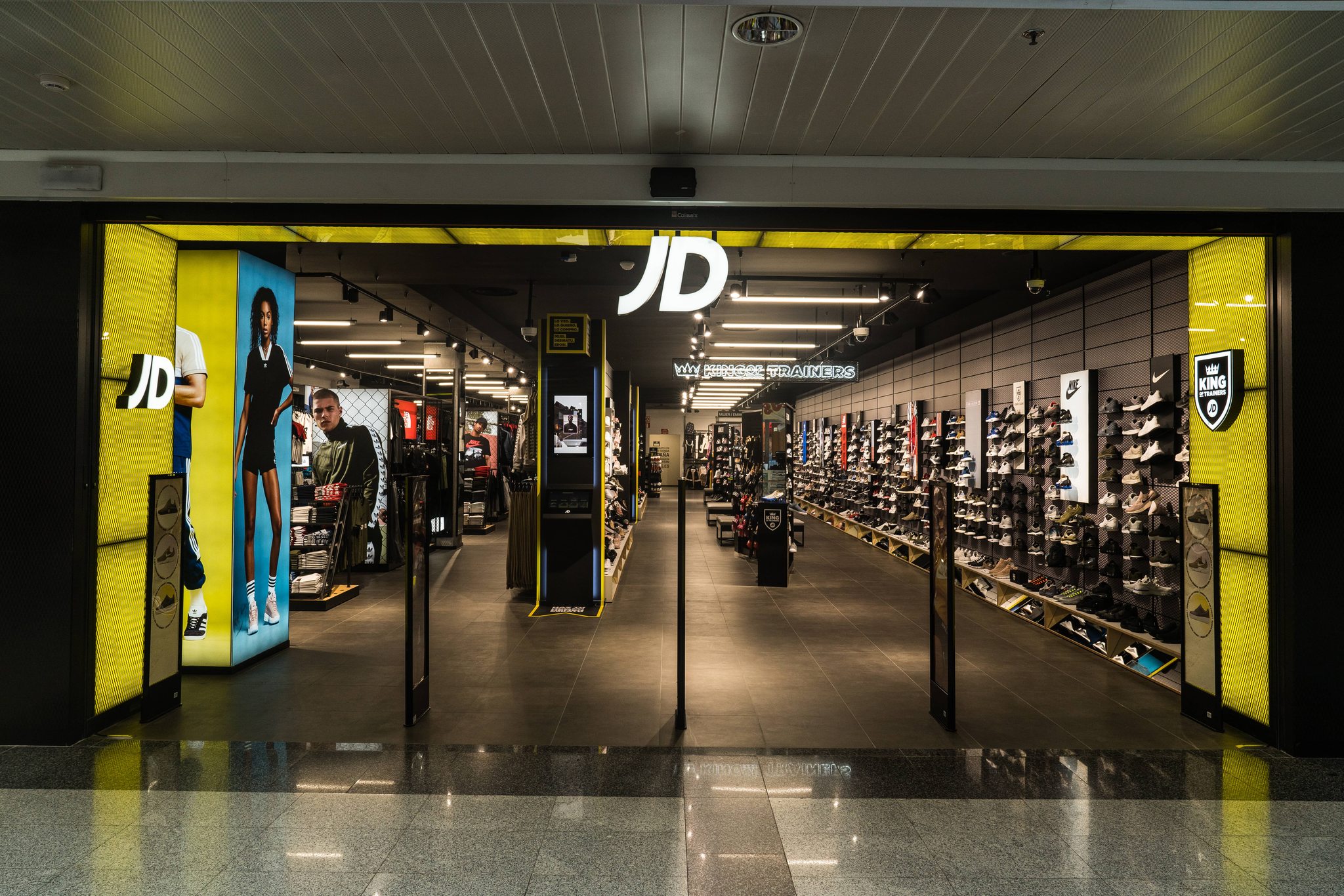 JD Sports alcanza las 44 tiendas en España con su última apertura en - Jd Sports Spuistraat Den Haag
