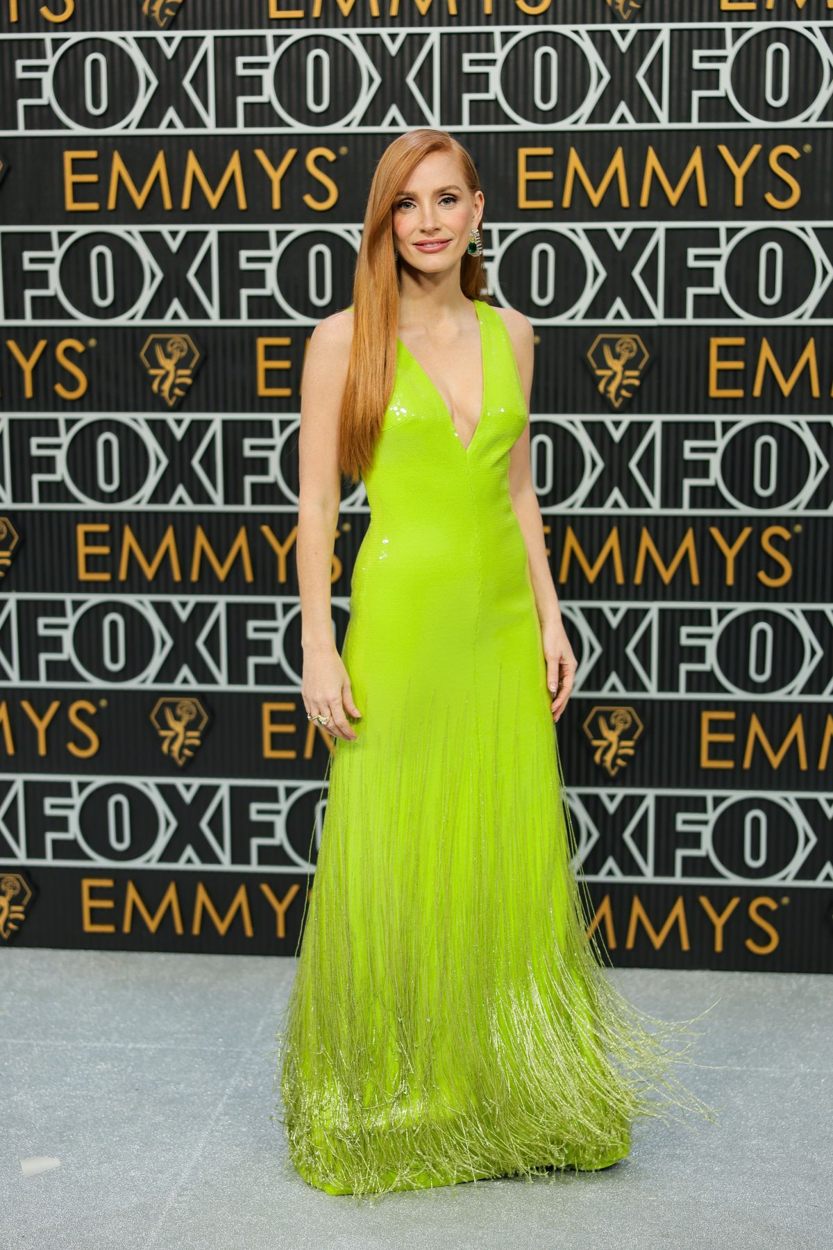 JESSICA CHASTAIN at 75th Primetime Emmy Awards in Los Angeles 01/15 - Films En Tv-programma's Met Victor Ijdens