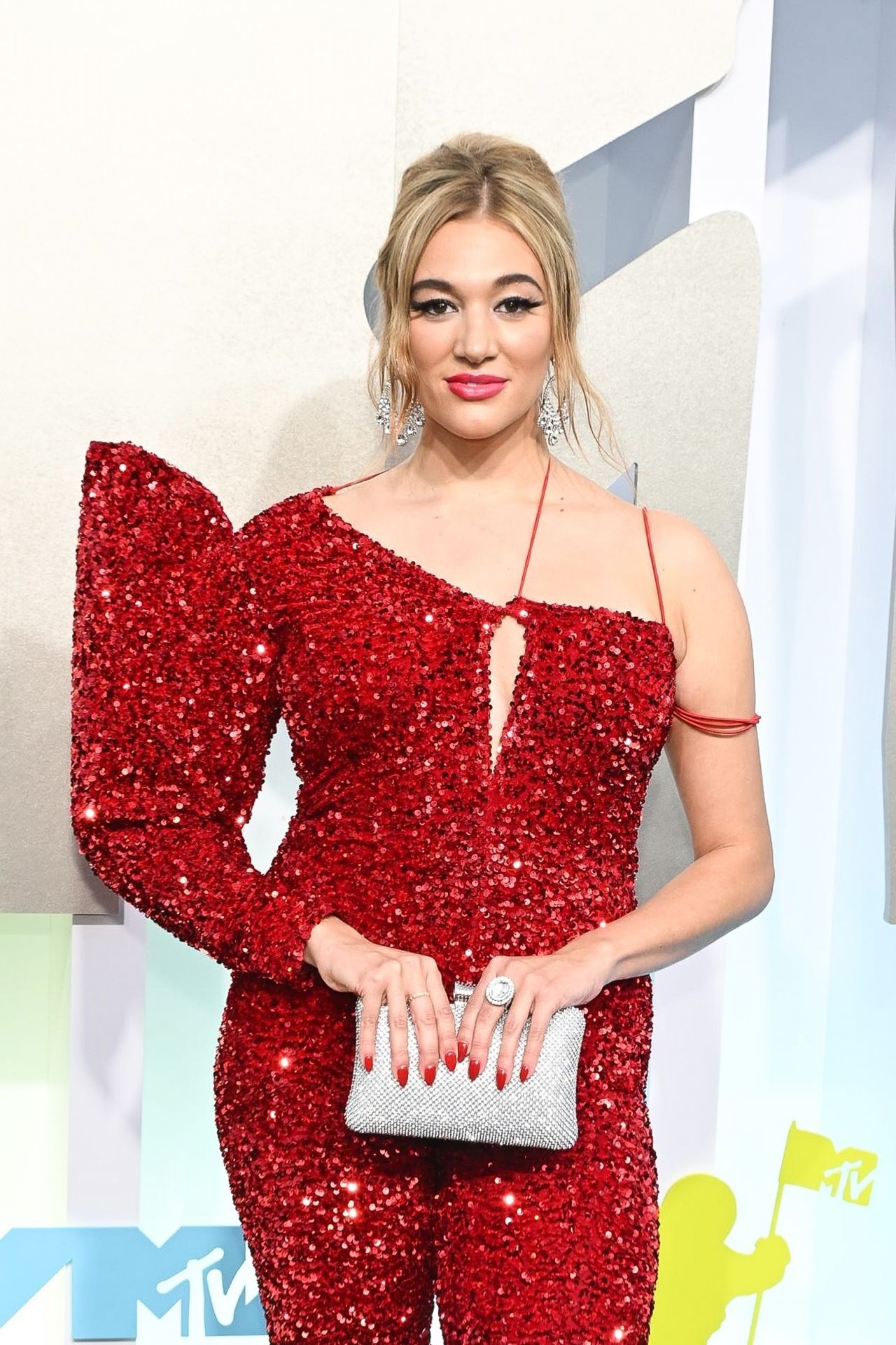 JessVal Ortiz – 2022 MTV Video Music Awards • CelebMafia - Amerikaanse Zangeres Met 7 Video Music Awards