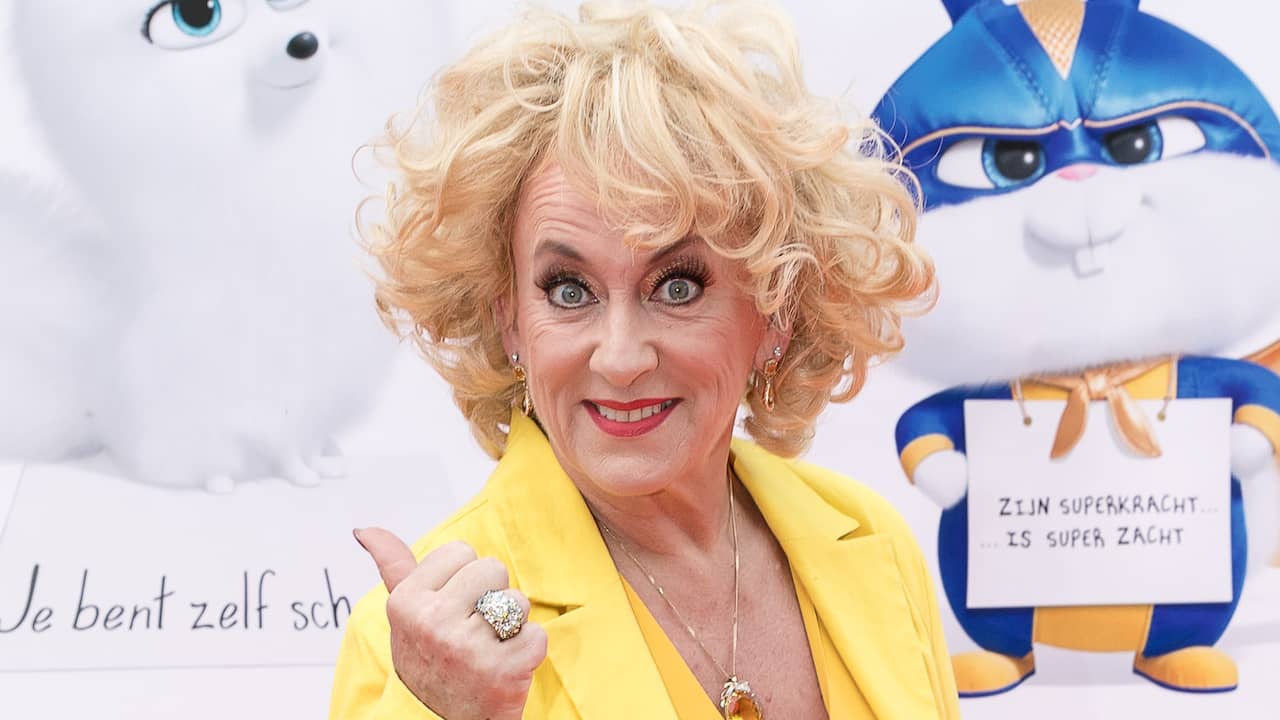 Karin Bloemen becomes a grandmother for the first time - Teller Report - Gerben Zoon Van Karin Bloemen