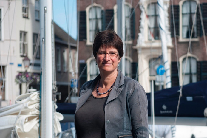 Karin Van De Broeke