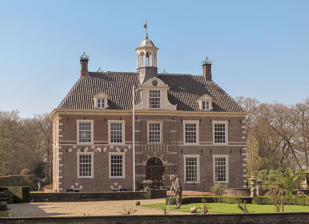 Wie Woont Er Op Kasteel Warmelo