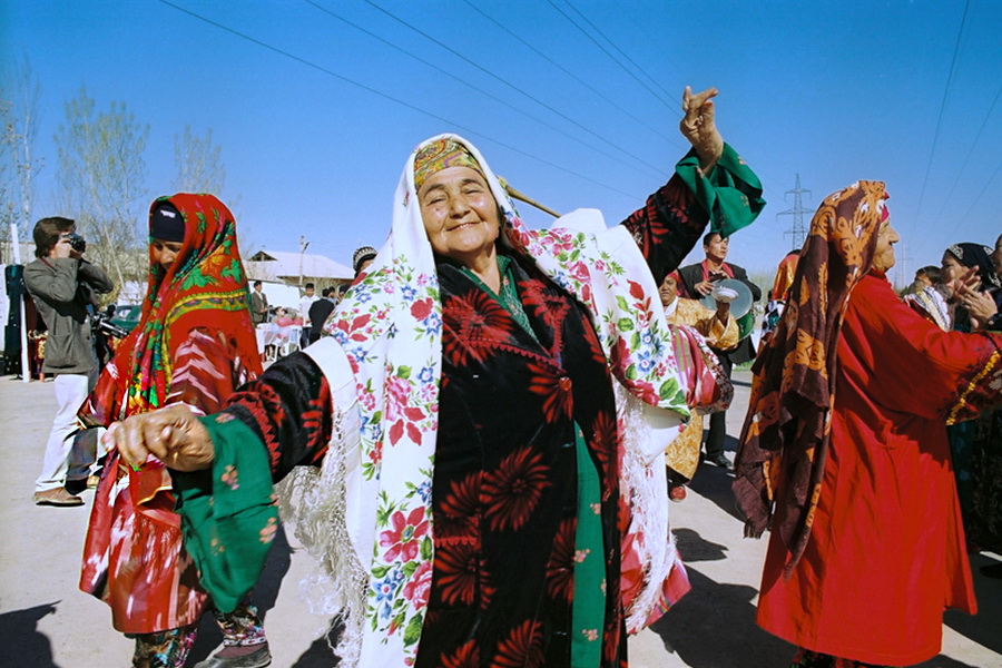 Kazakh Culture. Beliefs, Lifestyle, Arts and Interesting Facts about - Welke Taal Spreken Ze In Kazachstan