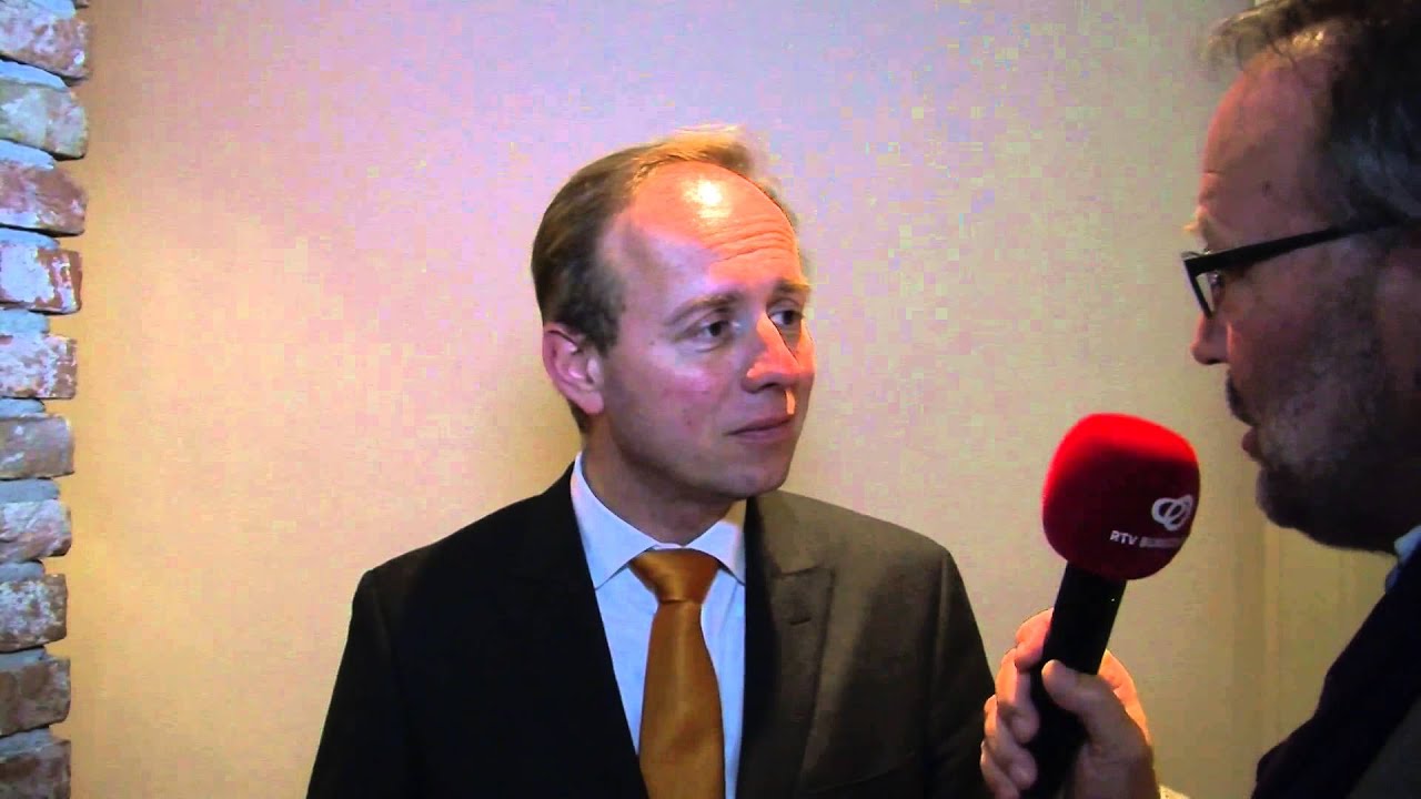 Kees van der Staaij in Bunschoten - YouTube - Kees Van Der Staaij Adoptie