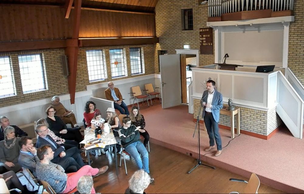 Kerkdienst Plus in Onnen - Magazine OnderWeg - En Groet Formules Aan Het Begin Van Een Kerkdienst