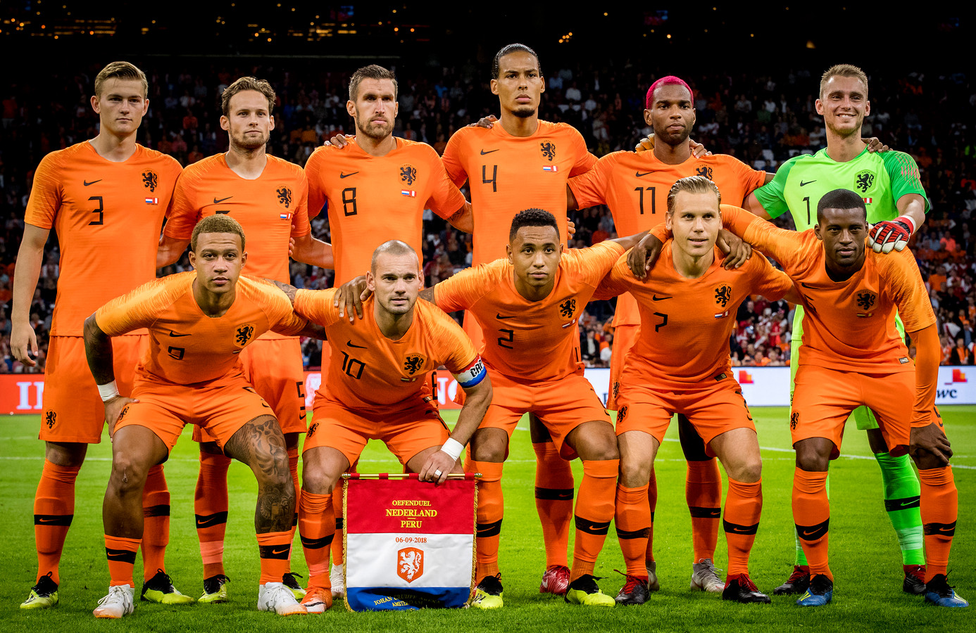 Kies de elf namen waarmee Oranje tegen Duitsland moet spelen | Foto | AD.nl - Wanneer Speelt Nederland Tegen Zuid Afrika