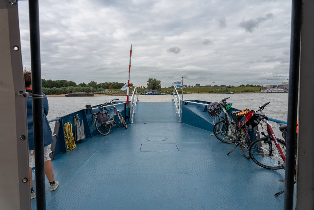 Kievits Ferry V.O.F. | Veerdienst Millingen aan de Rijn-Pann… | Carsten - Veerdienst Krimpen Aan De Lek / Kinderdijk