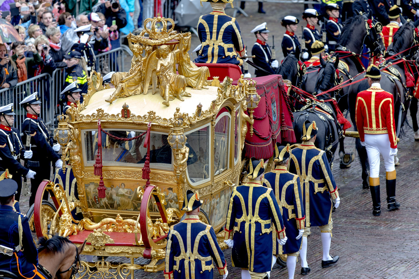 Koning maakt ook dit jaar geen rijtoer door Den Haag op Prinsjesdag - Waar Komt De Koning Dit Jaar