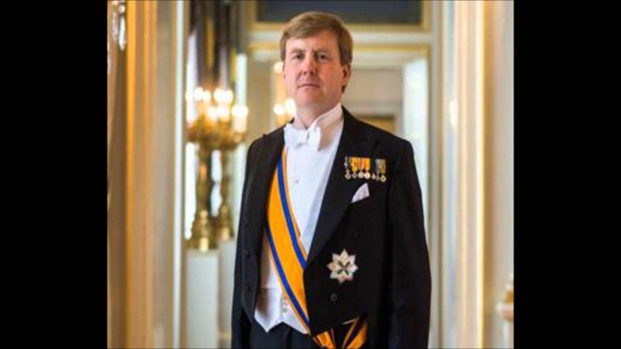 Willem Alexander Ingehuldigd Als Markies Van