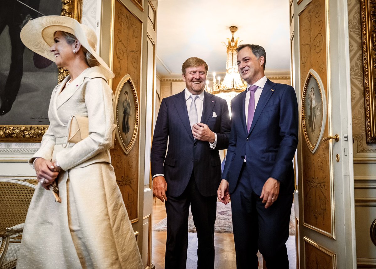 Koninklijk Huis on Twitter: "Het Koninklijk Paar bezoekt het Federaal - Huis Met De Kolommen Ambtswoning Burgemeester Van Amsterdam
