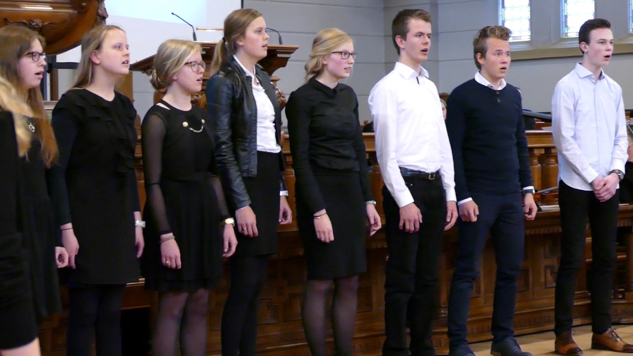 Koor Jacobus Fruytier zingt "A clare benediction" van Rutter - YouTube - Jacobus Fruytier Scholengemeenschap Anklaarseweg Apeldoorn
