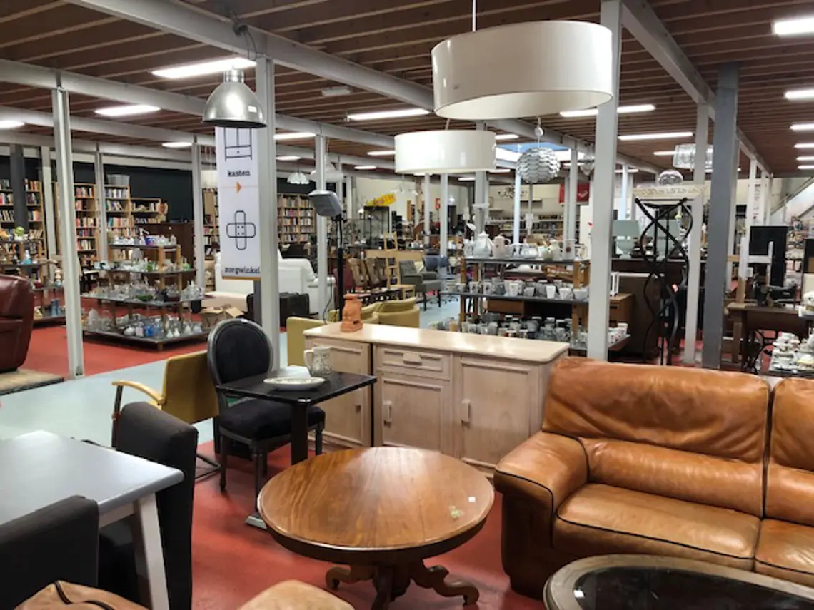 Kringloopwinkel De Lokatie Distelweg - Amsterdam - Kringloopbedrijf De Lokatie Distelweg Amsterdam