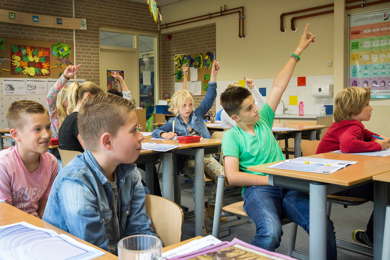 Leraar basisschool is laag salaris zat | Foto | AD.nl - Katholieke Basisschool De Spits Eifel Utrecht