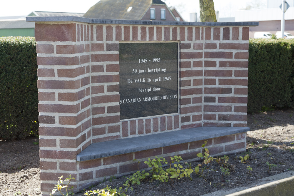 Liberation Memorial De Valk - De Valk, Ede - TracesOfWar.com - Gereformeerde Gemeente De Valk Wekerom
