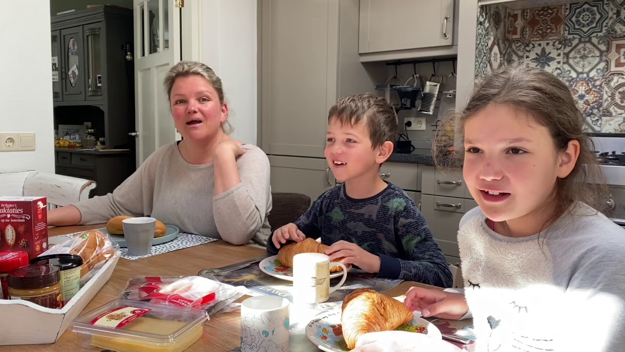 Liedje voor het eten🎼 - YouTube - Liedjes Voor Het Eten