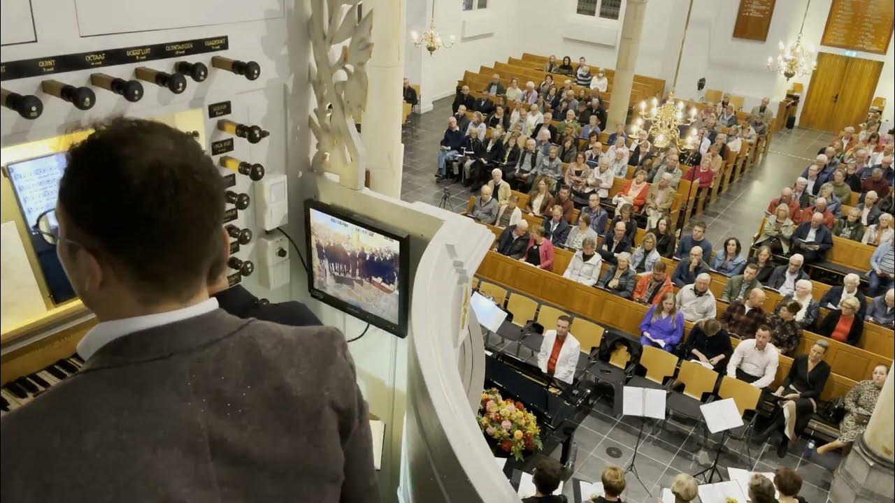 Liefde, eenmaal uitgesproken (Samenzang, Oude Kerk Lunteren) - YouTube - Oude Kerk Lunteren Live