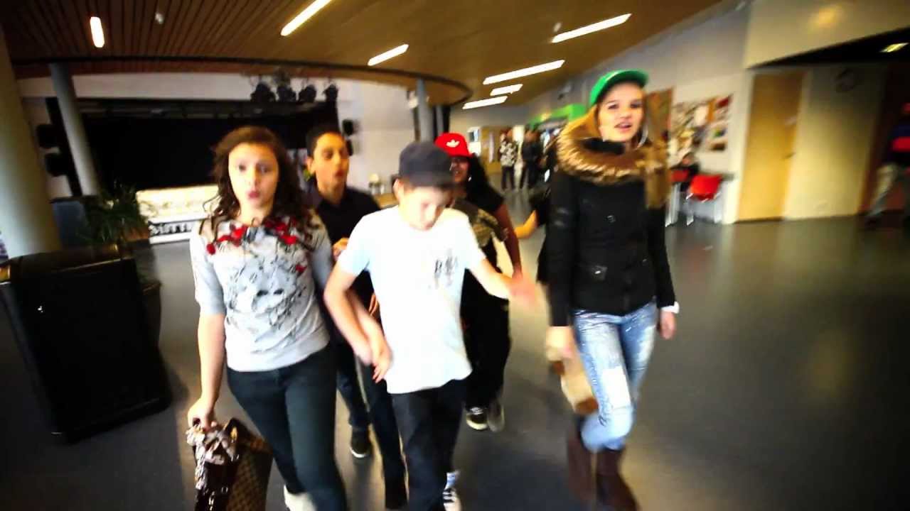 Lipdub Arm Rijkrap; Montaigne Lyceum, Den Haag, 2KMC - YouTube - Montaigne Lyceum Kiekendiefstraat Den Haag