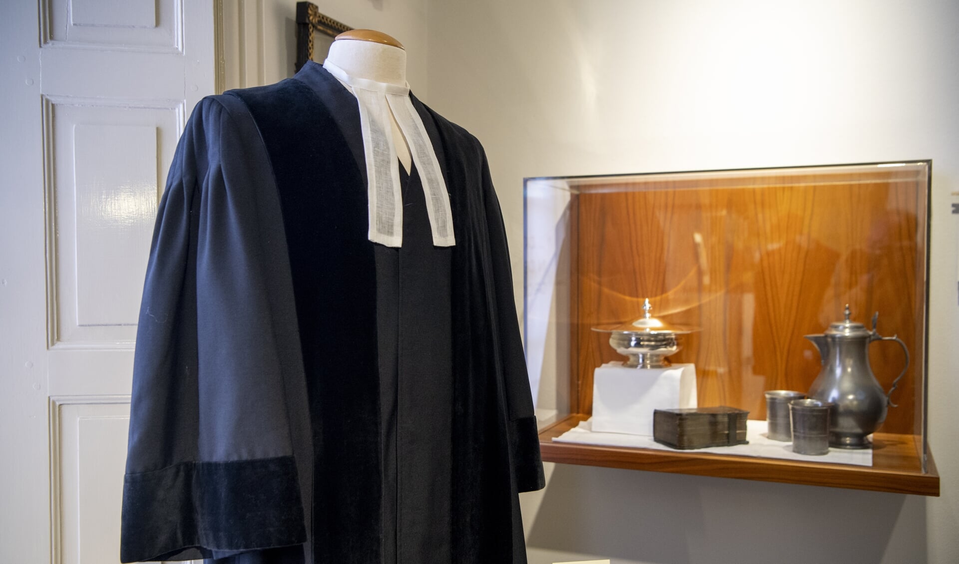 Liturgische kleding? ‘Toga en stola laten zien dat ik een dienaar van - Wie Draagt Een Toga