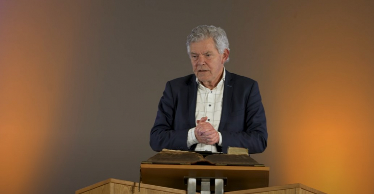 Loading... - Ds Paul Visser Stotteren