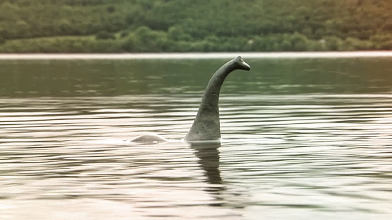 Loch Ness Monster - The Surgeon's Photo - YouTube - Bestaat Het Monster Van Loch Ness