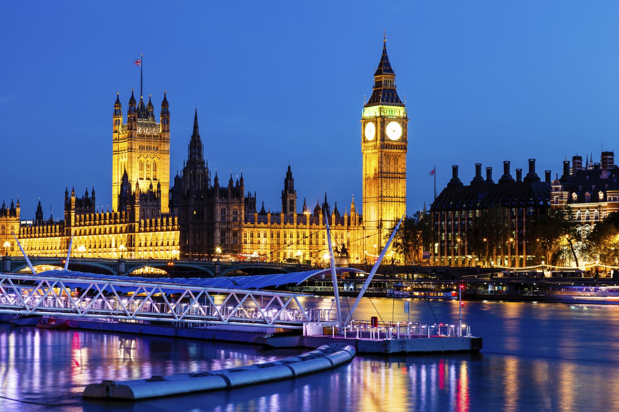 London From Suite Life On Deck