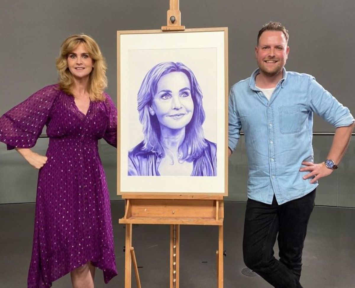 Looking back: Apeldoorner Christiaan (39) draws Daphne Deckers with - Sterren Op Het Doek Nl Veiling