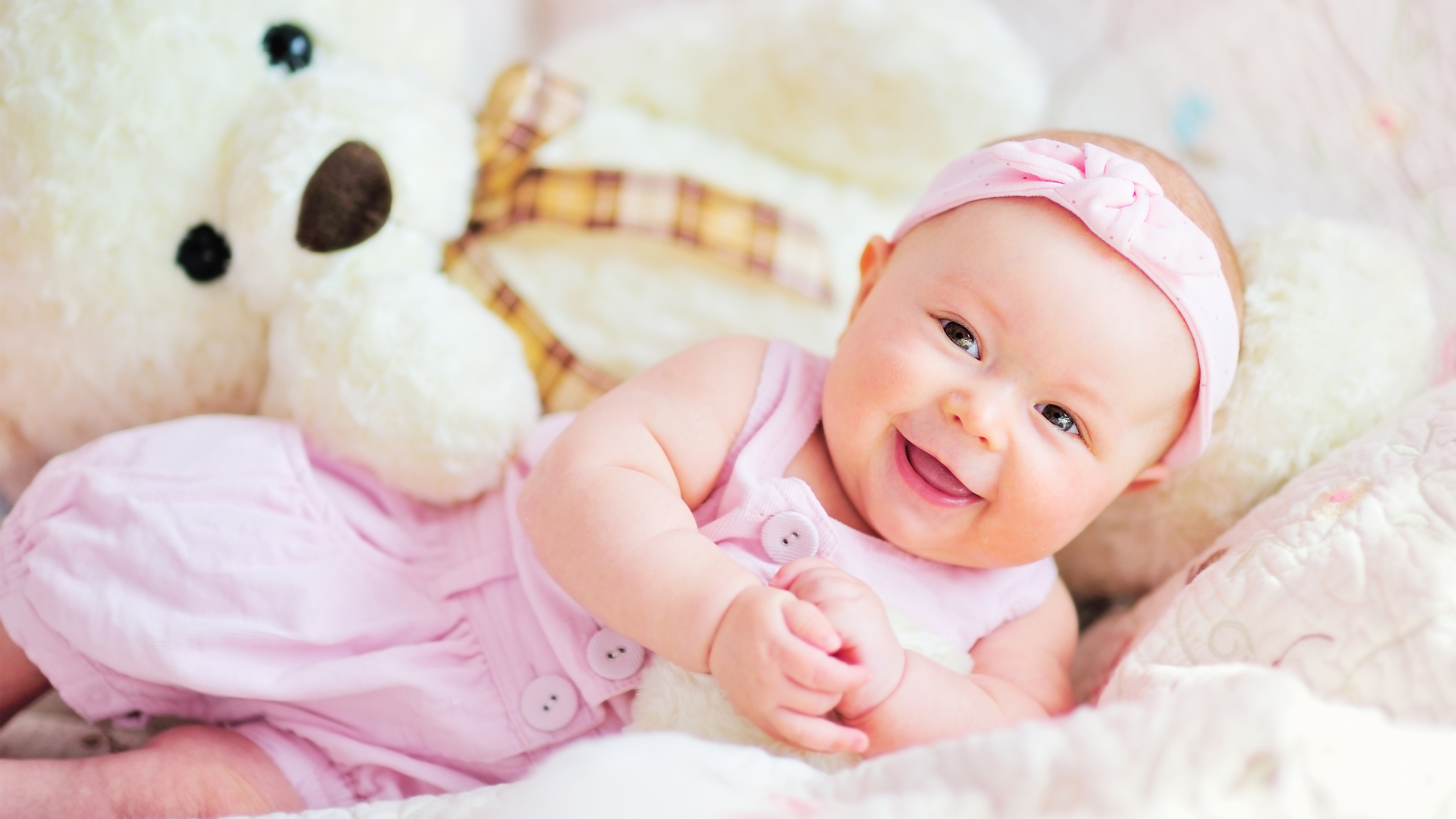 Baby Blijft Huilen In Bed
