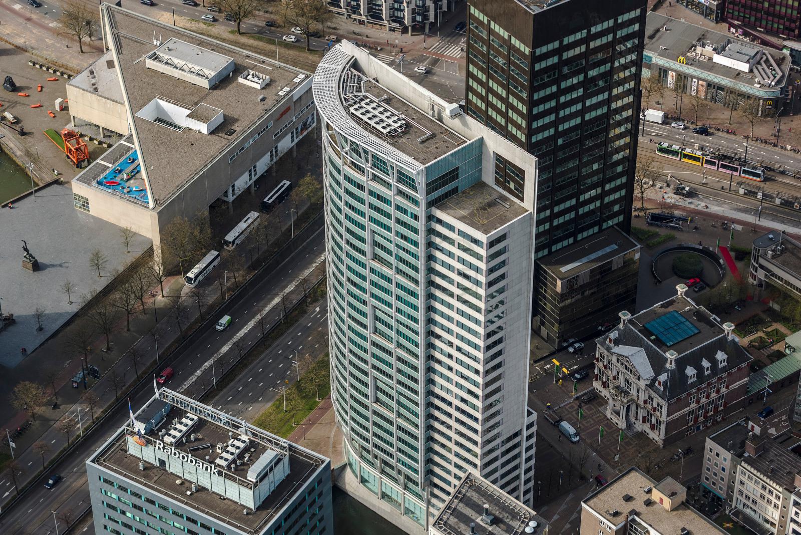 Luchtfoto De voormalige Fortis Bank Tower, Blaak 555 in het centrum van - Van Der Vorm Rotterdam