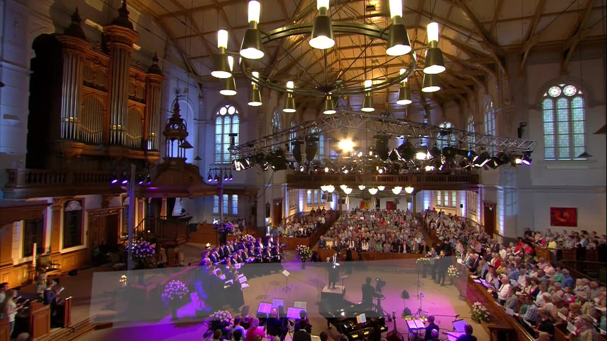 Luister 'Ere zij aan God de Vader' - Nederland Zingt - Ere Zij Aan God De Vader