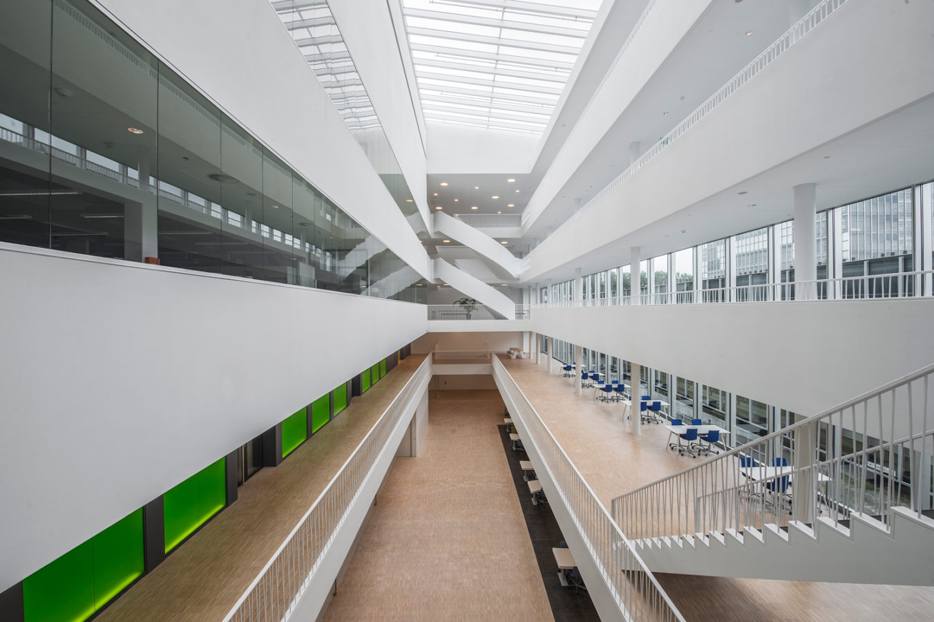 M + N Textiles FNW - Universiteit Leiden - M + N Textiles - Faculteit Der Rechtsgeleerdheid Universiteit Leiden