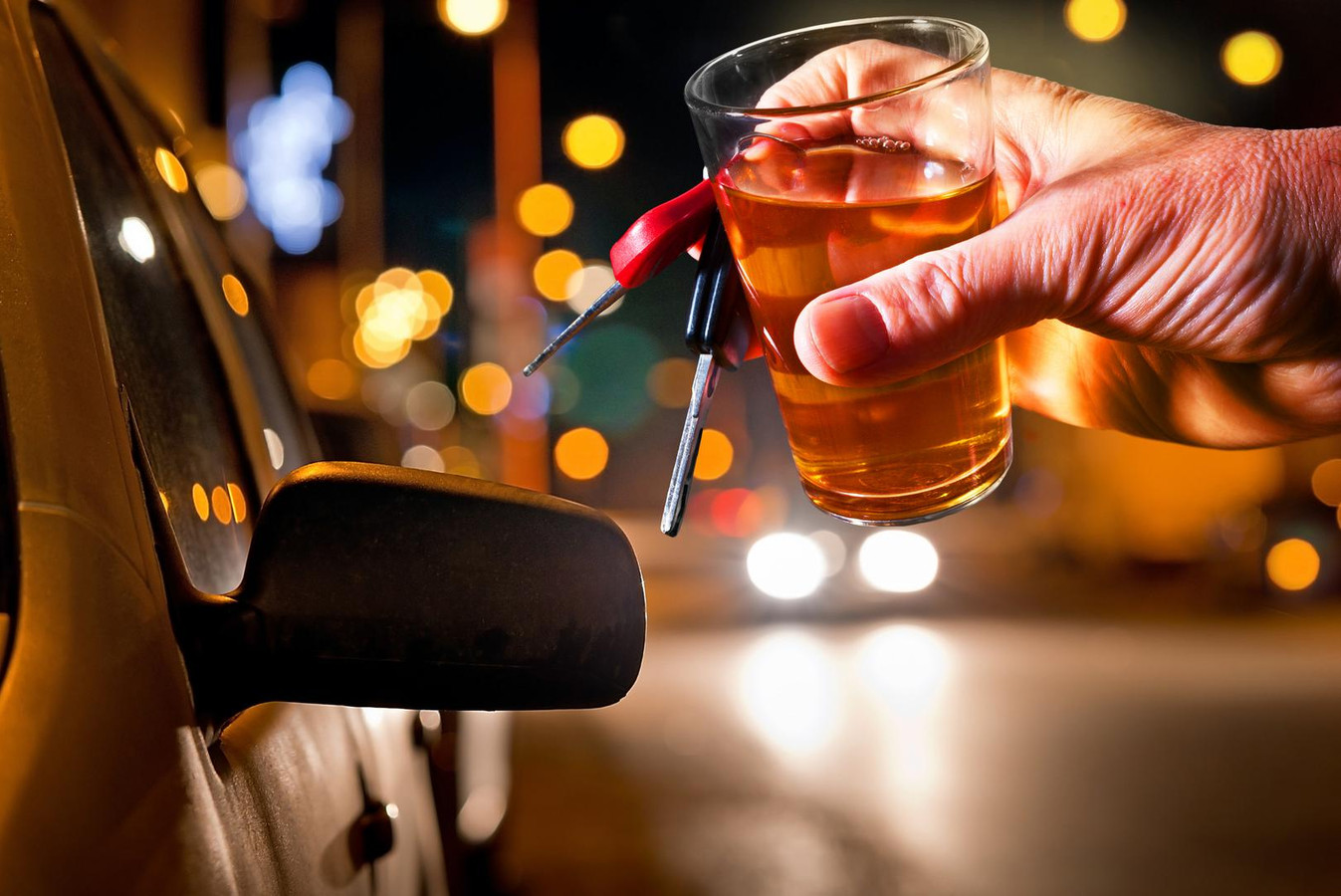 Maand rijverbod voor ritje met 2,39 promille alcohol in het bloed - Wanneer 112 Bellen Bij Alcohol