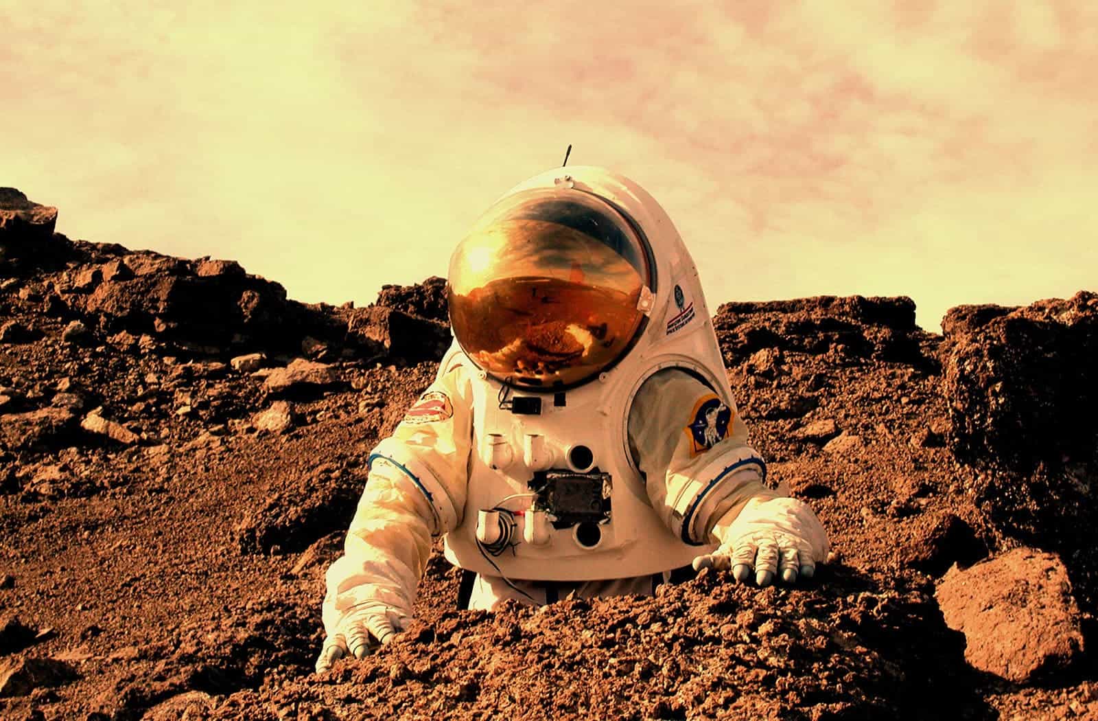 Making babies on Mars will be challenging and might even lead to a new - Zijn Er Mensen Op Mars Geweest