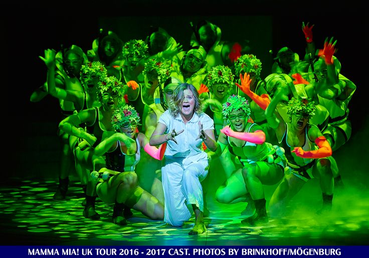 MAMMA MIA! UK Tour 2024 - 2025 Cast - Cast Mamma Mia Musical 2024 Nederland