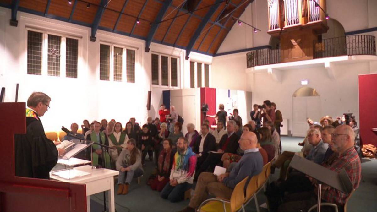 Marathon-kerkdienst in de Haagse Bethelkerk duurt al 3 weken - Hoelang Duurt Een Kerkdienst