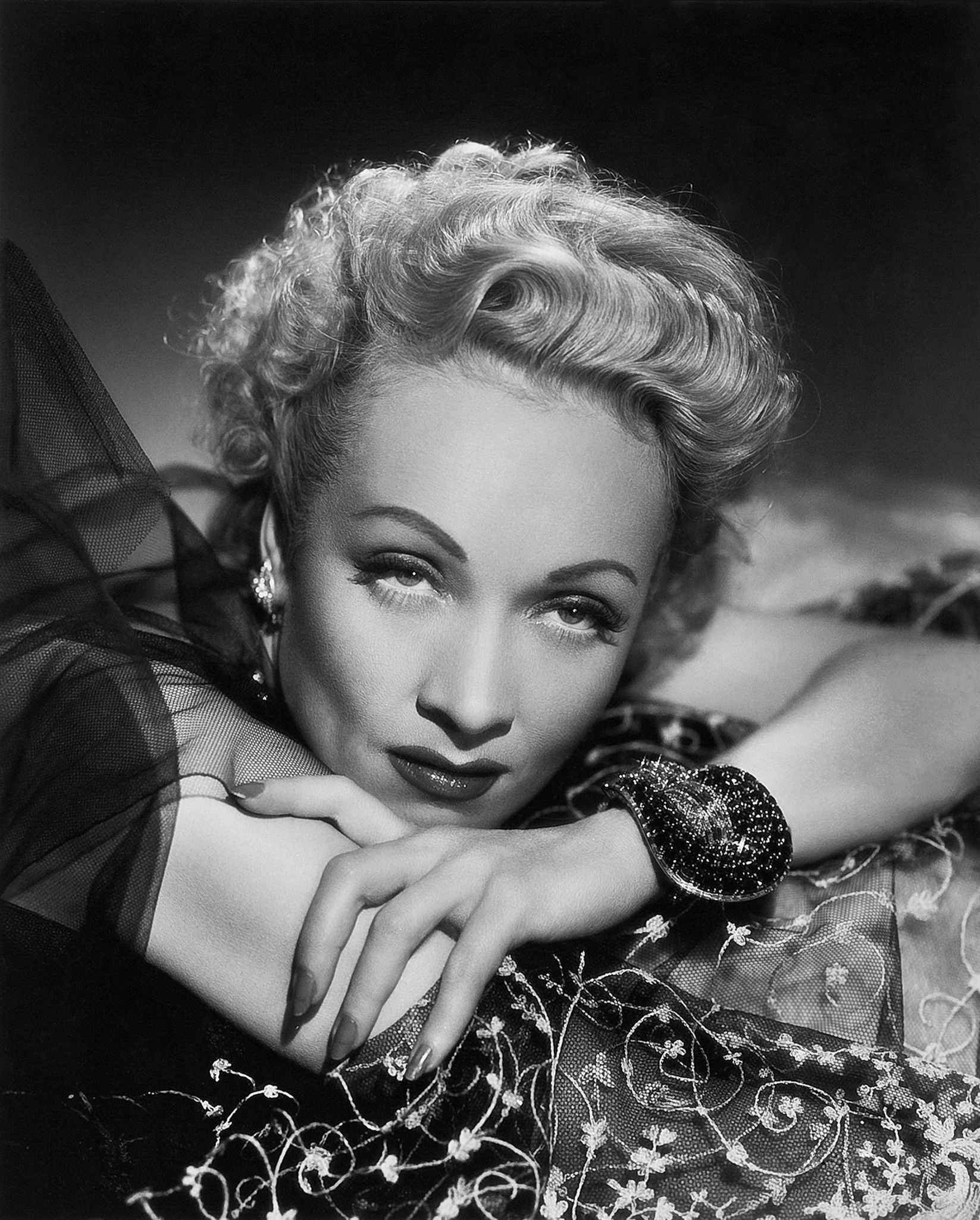 Marlene Dietrich photo 149 of 153 pics, wallpaper - photo #482937 - Dietrich Bonhoeffer Als Je Van Iemand Houdt