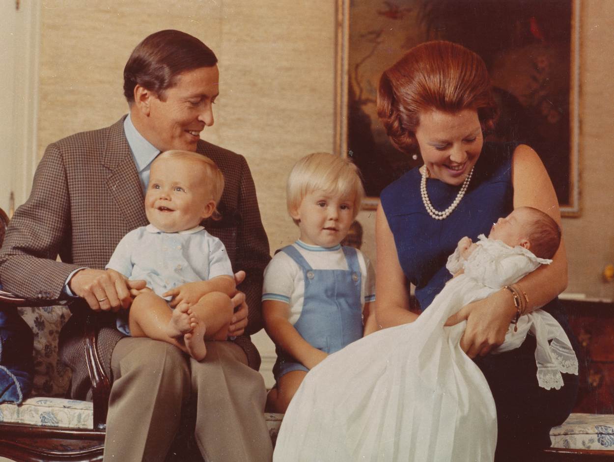 Marriage and family | Princess Beatrix | Royal House of the Netherlands - Hoe Oud Was Beatrix Toen Ze Koningin Werd