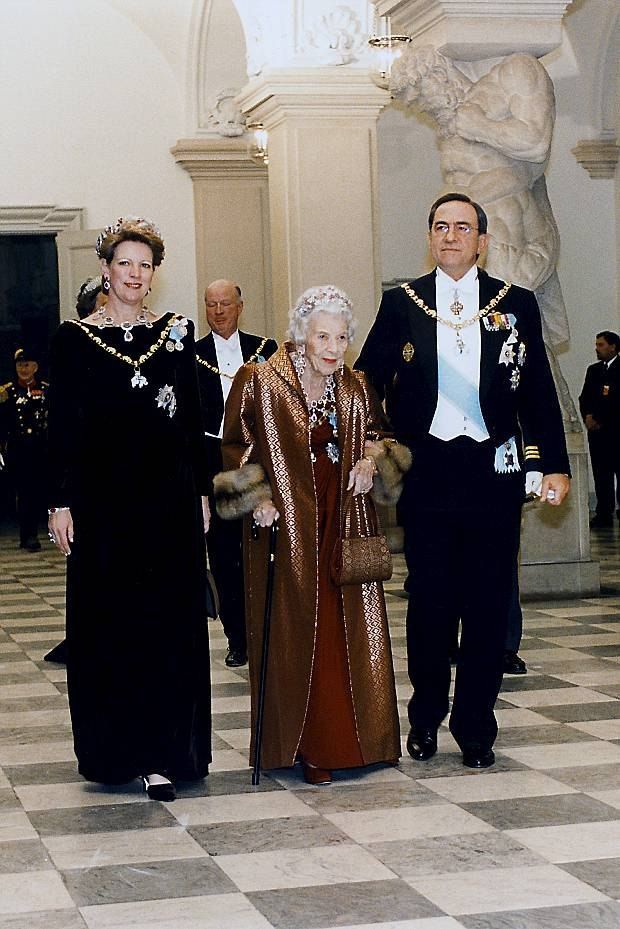 Материнство -> Королевские дома-5 | Greek royal family, Danish royal - Hoe Oud Is De Koningin Van Nederland