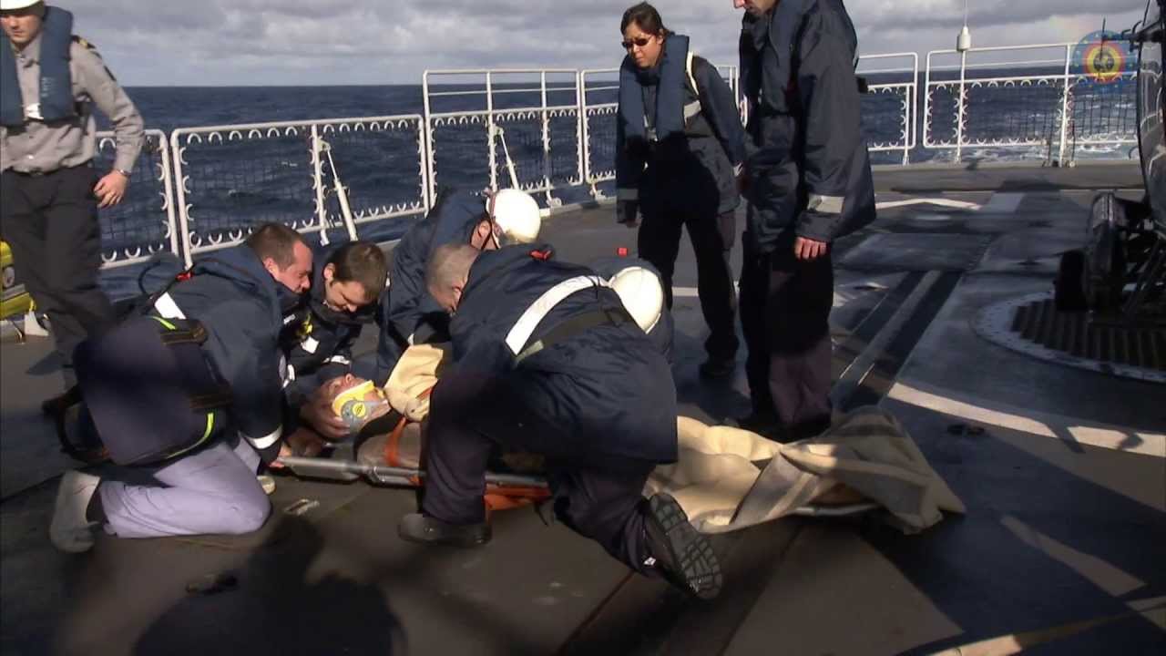 Matroos Ambulancier aan boord van een schip - Marine - YouTube - Keuken Aan Boord Van Een Schip