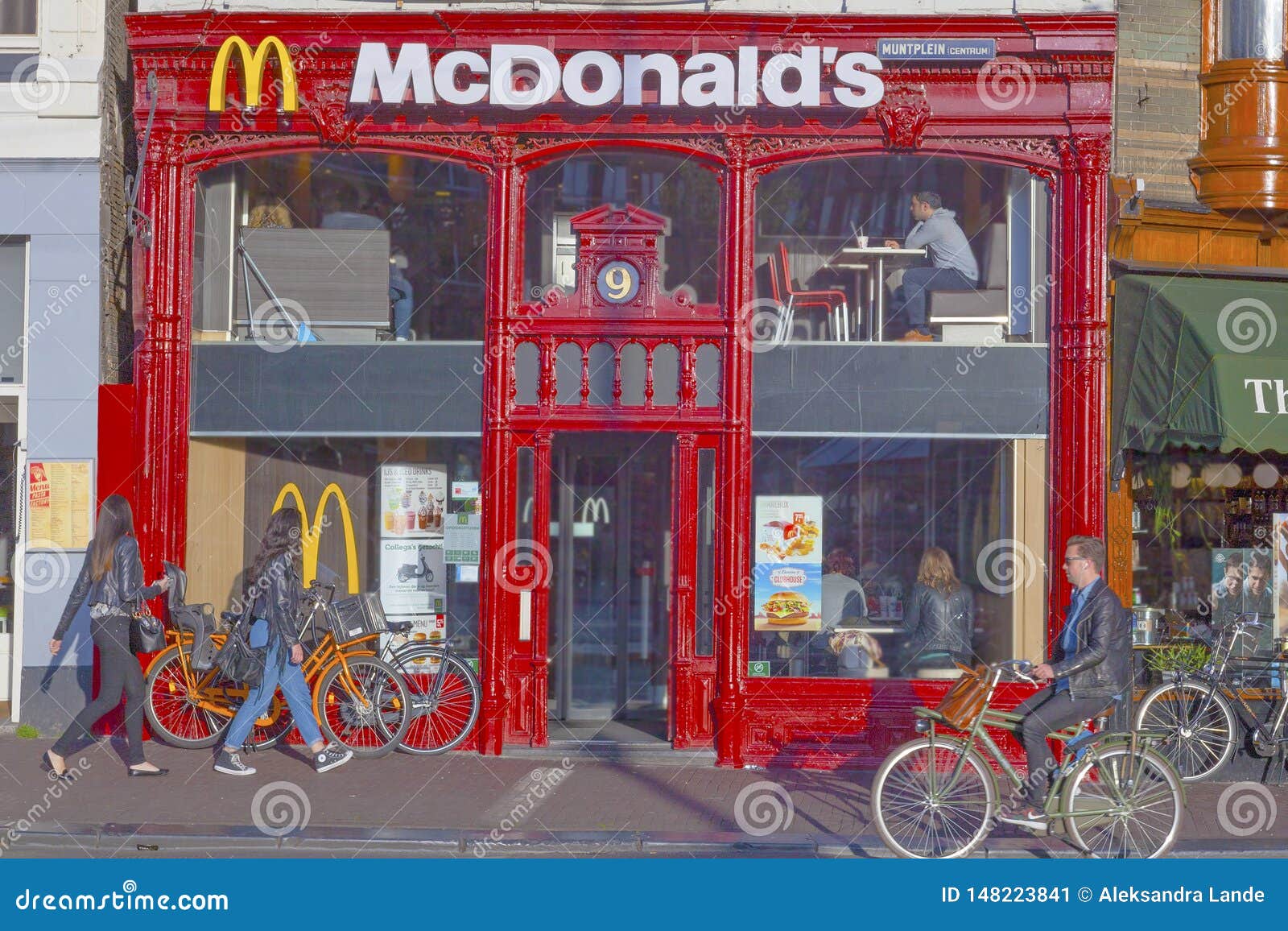 McDonald`s In Retro Building In Amsterdam, Holland Editorial Photo - Hoe Lang Bestaat Mcdonald's In Nederland